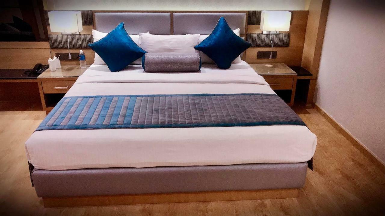 Eagle Motel Rājpura Eksteriør billede